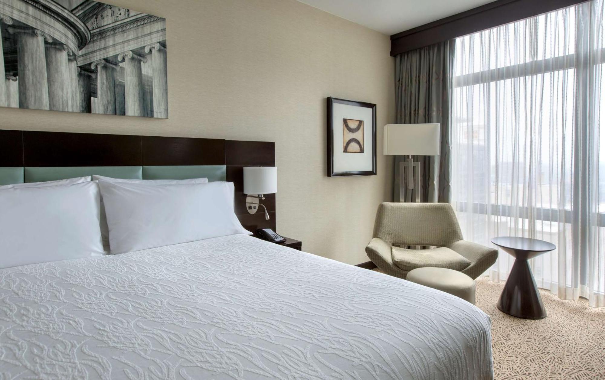 King Room,1552125946:JPEG